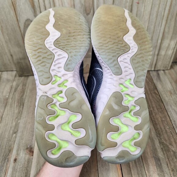 Womens Nike Renew Run 4.5 SE size 8.5 Black Friday Ed Athletic Running Shoes - Picture 7 of 10